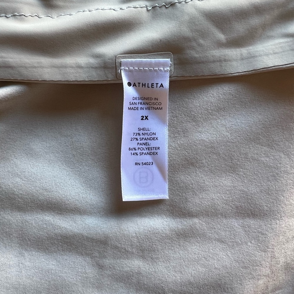 Athleta Women's Urbanite Tank in Light Beige  Size 2X - Picture 5 of 8